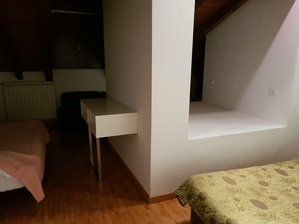 Casa Vacanza Isola أورتا سان جوليو المظهر الخارجي الصورة